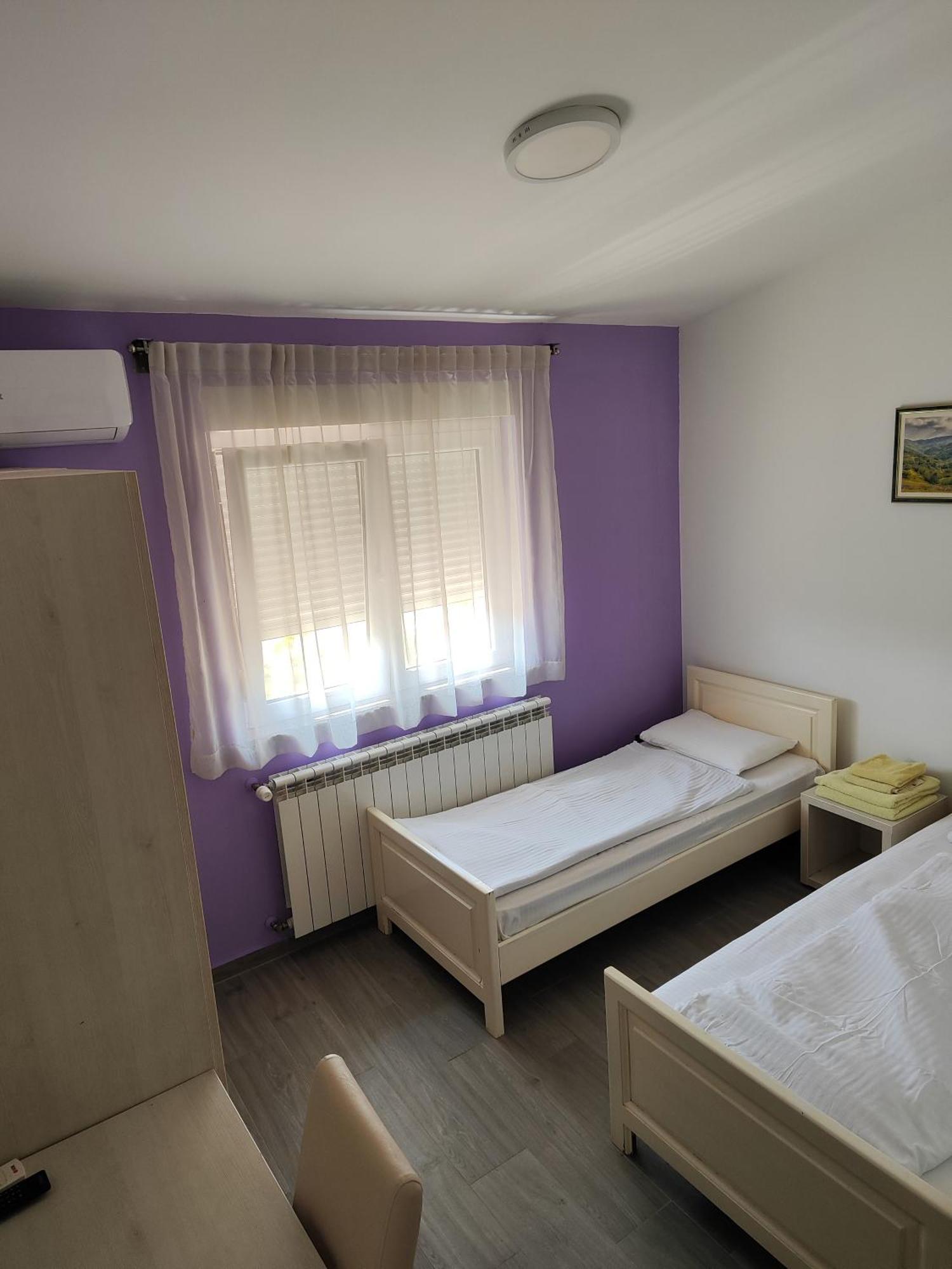 Hotel Mk, Plavi Restoran, Лозница Екстер'єр фото
