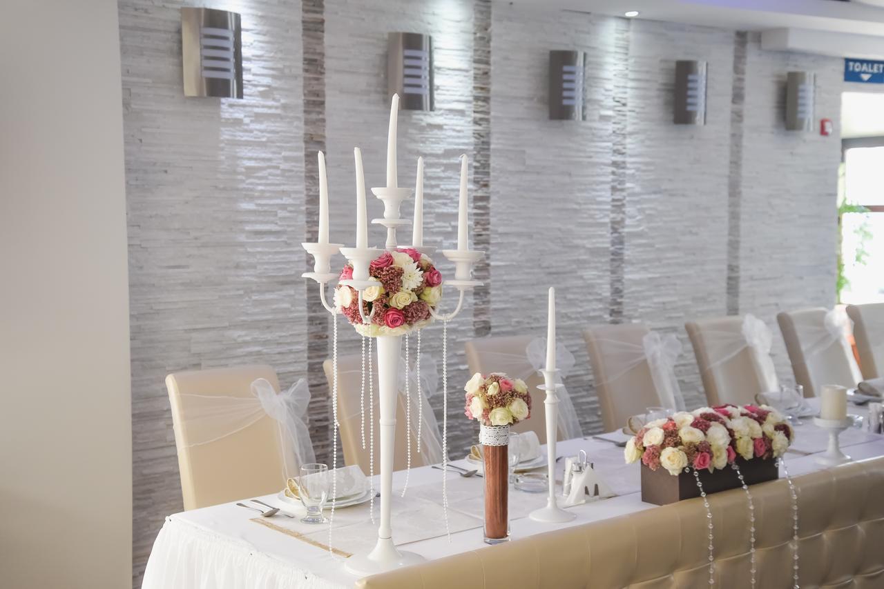 Hotel Mk, Plavi Restoran, Лозница Екстер'єр фото