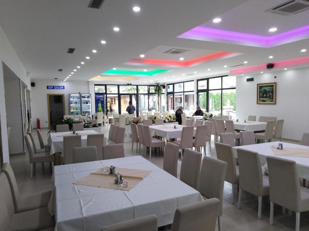 Hotel Mk, Plavi Restoran, Лозница Екстер'єр фото